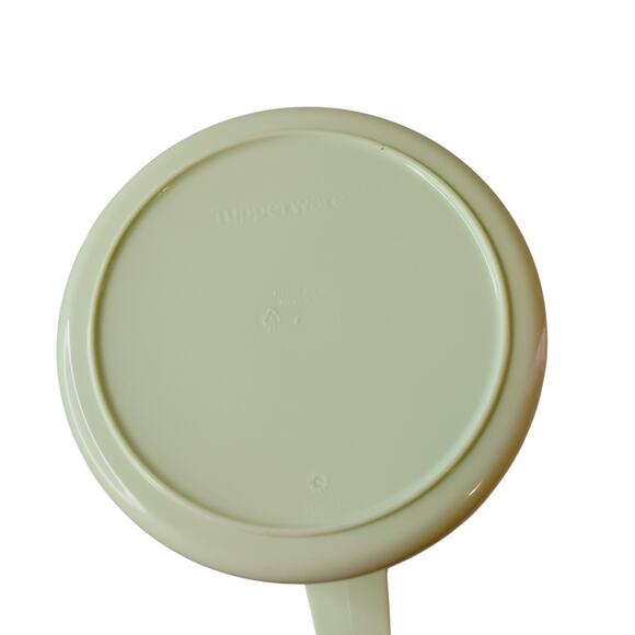 Tupperware Gallon Frosted Pitcher with Push Button Seal Mint Green - Picture 4 of 7